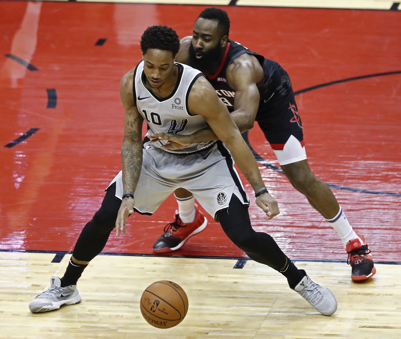 pg电子游戏攻略-贝弗利指出哈登防守技艺被低估：擅长预判并精准破坏对手进攻